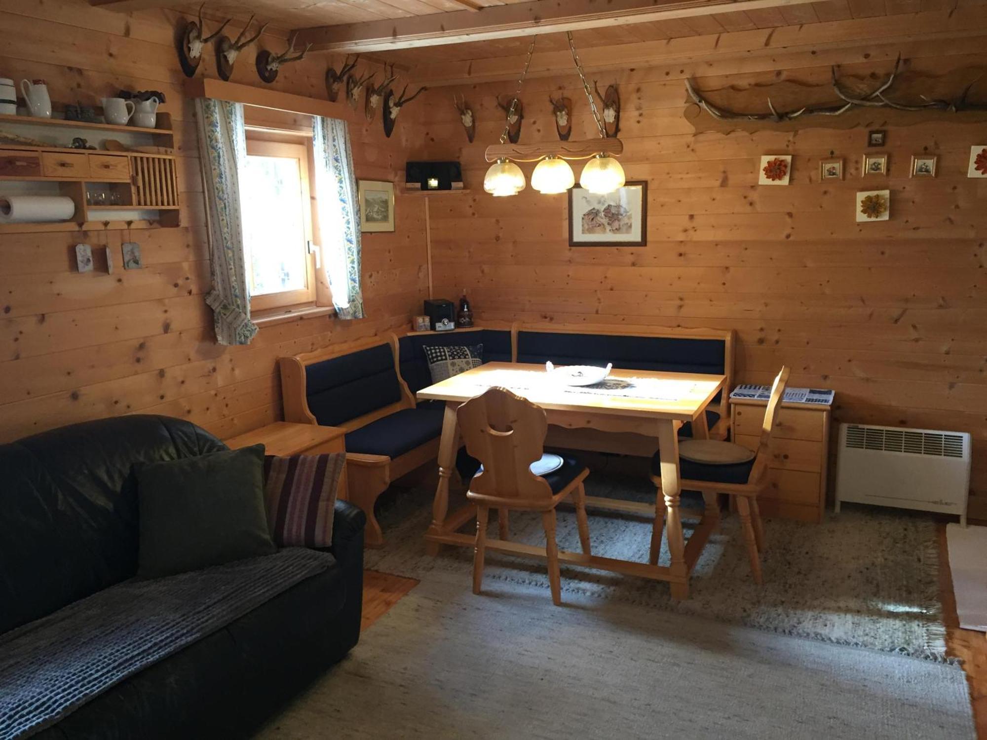 Felber Huettn Patergassen